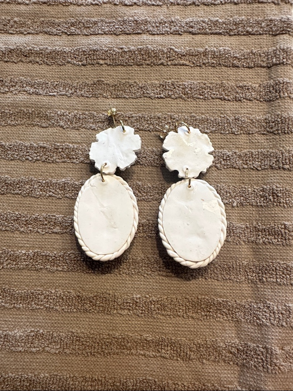 Handmade Floral Drop Earrings - Cream & Blush. NEW - Picture 5 of 5